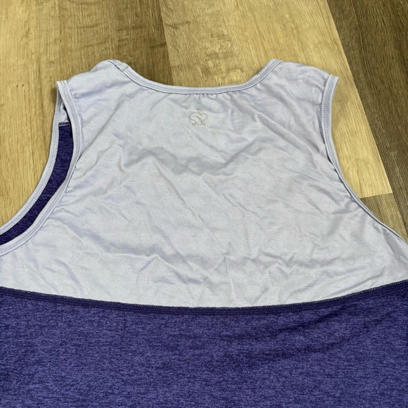 Rabbit Freedom Tank size small purple - Picture 9 of 10